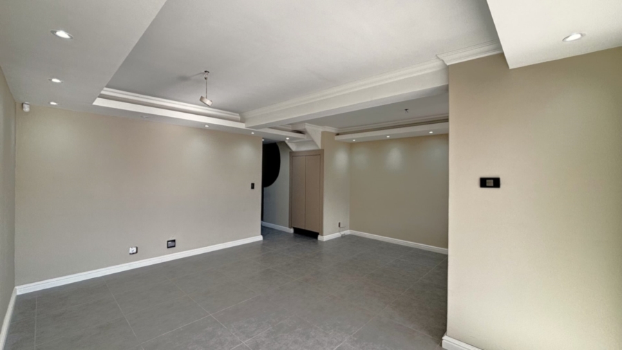  Bedroom Property for Sale in Westridge Western Cape